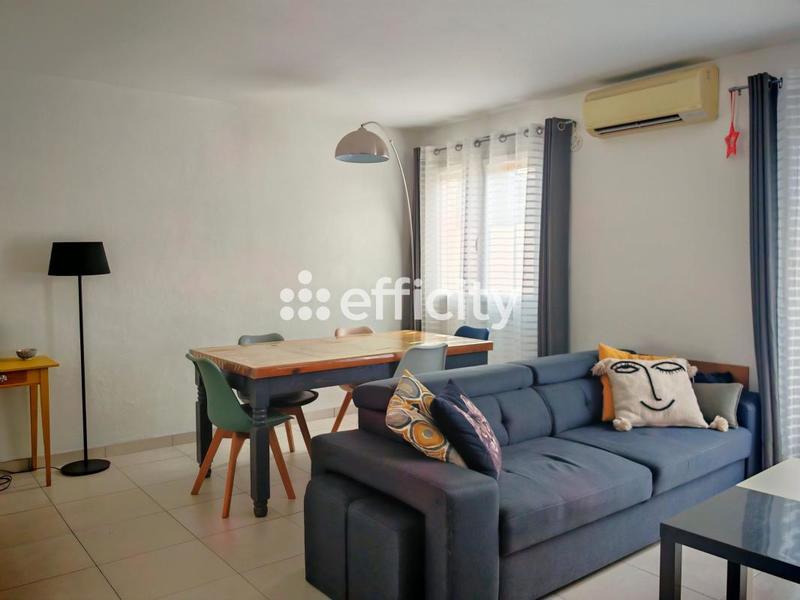 Maison - 121 m² - 6 pièces