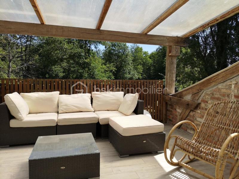 Maison - 326 m² - 11 pièces