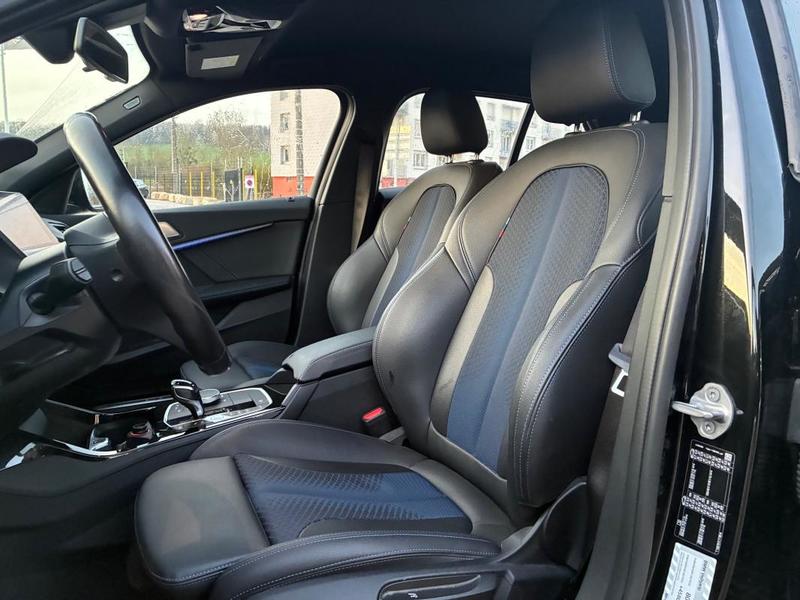 Bmw Série 1 F40 20i 178 Ch Dkg7 m Sport