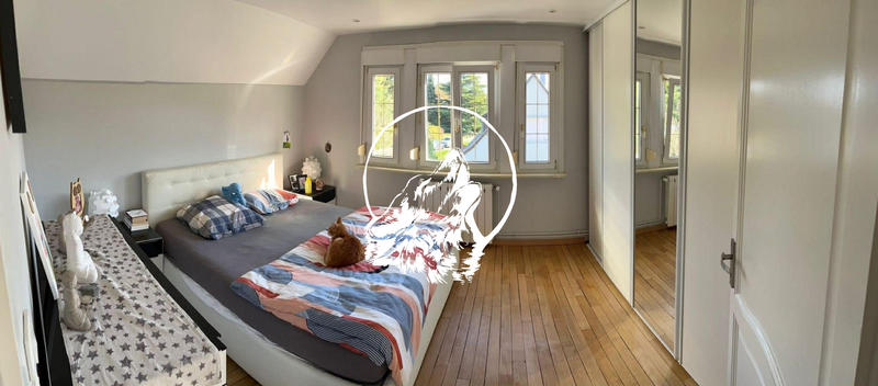 Maison - 121 m² - 6 pièces