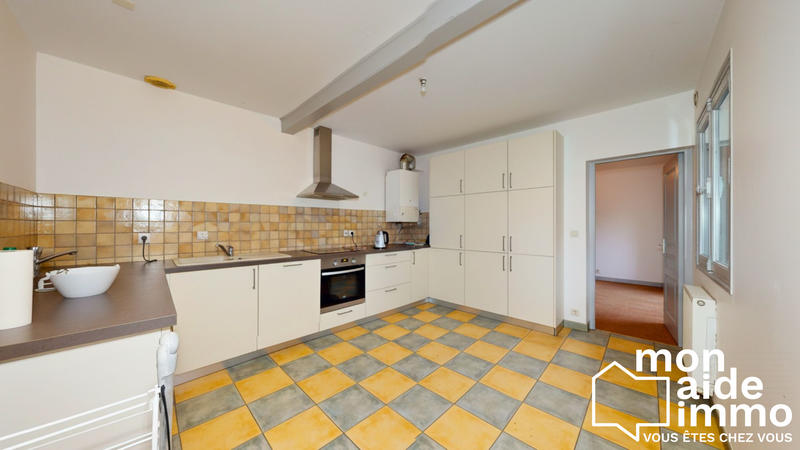 Maison - 93 m² - 5 pièces