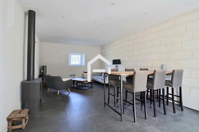 Mas - 259 m² - 8 pièces