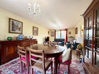 Maison - 145 m² - 6 pièces