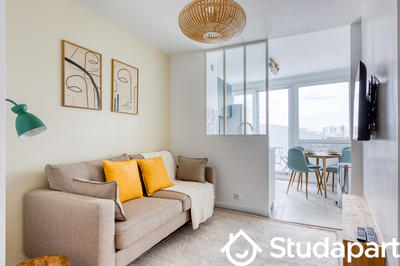 Chambre - 11 m² - 1 pièce