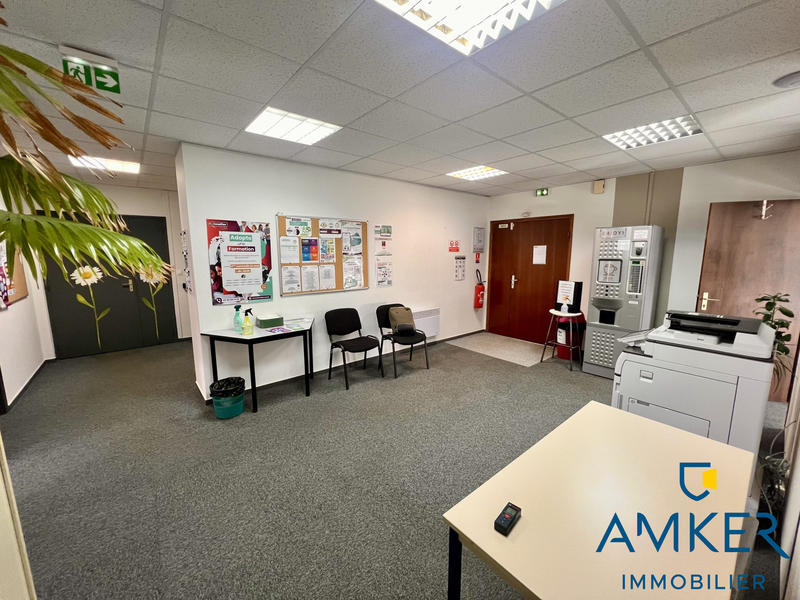 Bureau - 121 m²