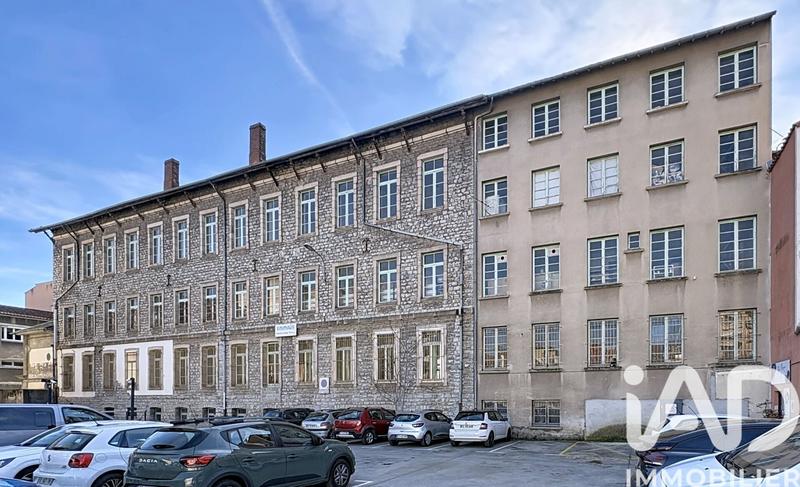 Immeuble - 2 600 m²