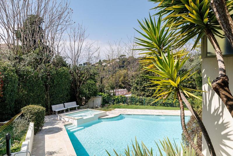 Duplex - 129 m² - 4 pièces