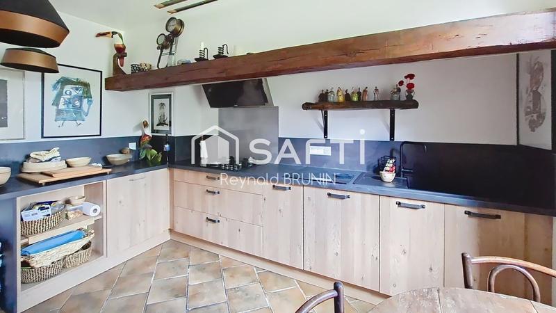 Maison - 111 m² - 5 pièces