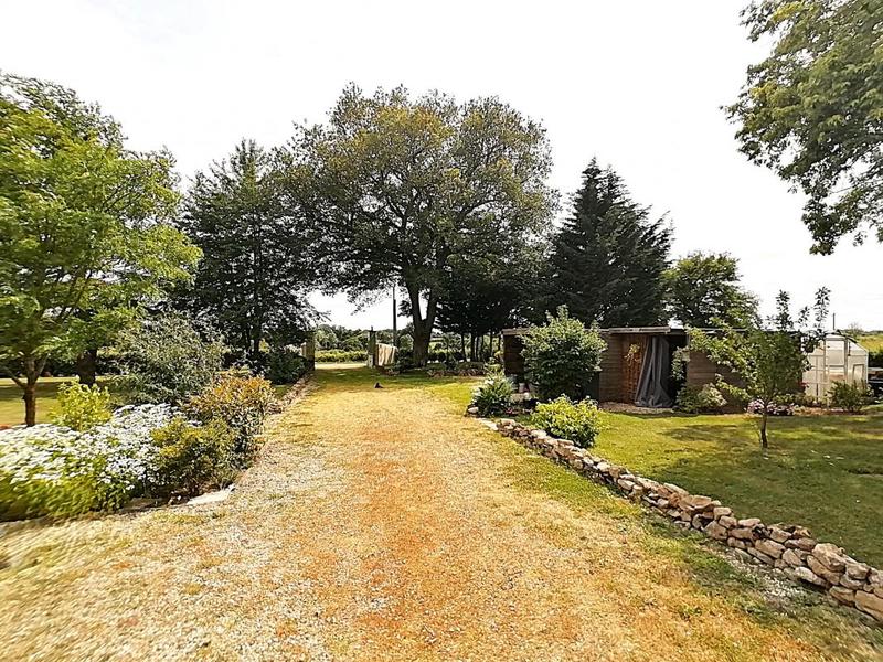 Maison - 290 m² - 8 pièces