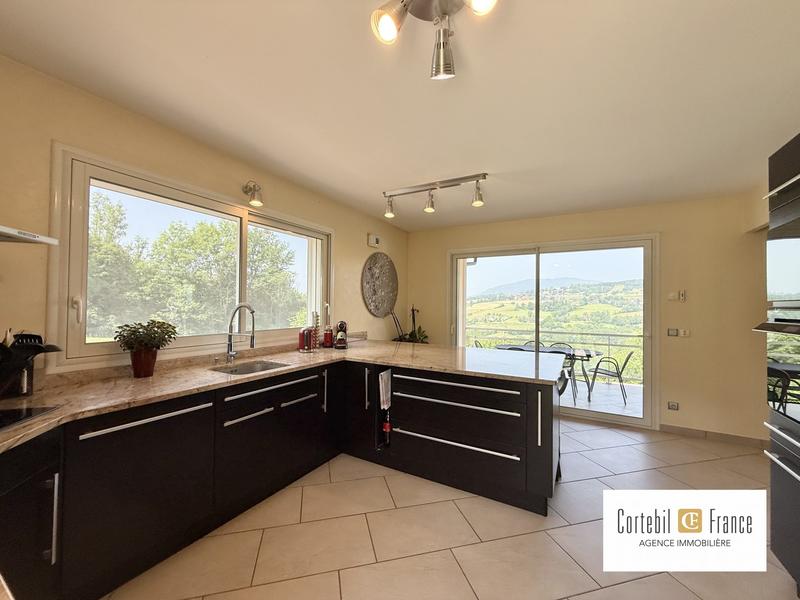 Villa - 217 m² - 7 pièces