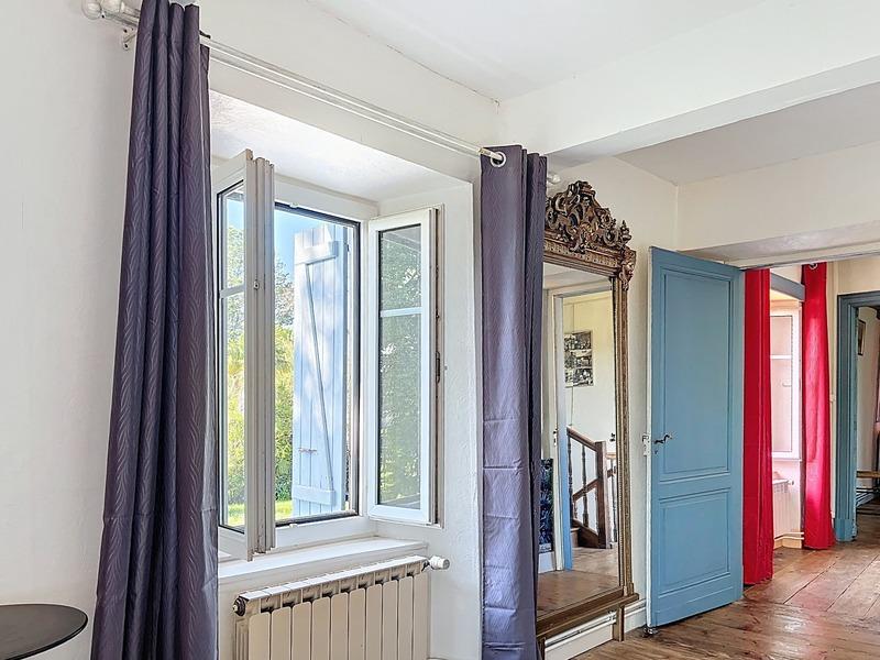 Maison - 160 m² - 8 pièces