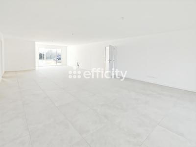 Pavillon - 140 m² - 5 pièces