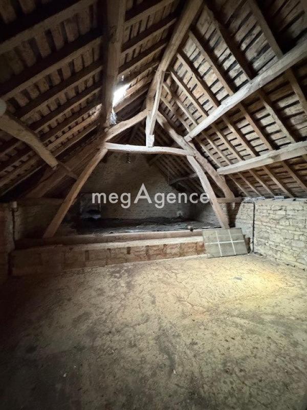 Maison en pierre - 80 m² - 4 pièces