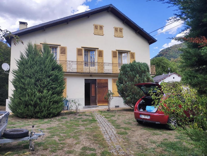 Maison - 206 m² - 7 pièces