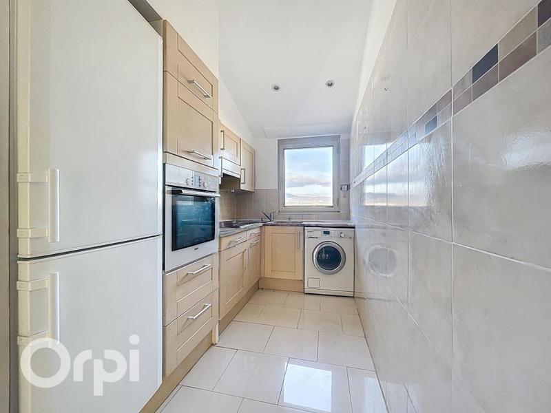 Appartement - 96 m² - 4 pièces