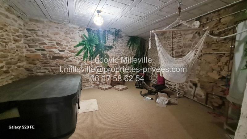 Maison - 167 m² - 6 pièces