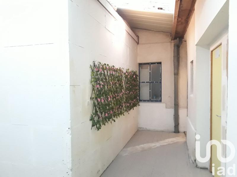 Immeuble - 300 m² - 2 pièces