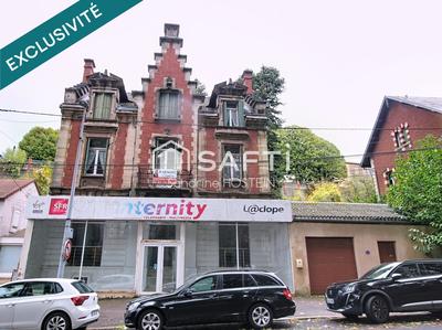 Maison - 200 m² - 10 pièces