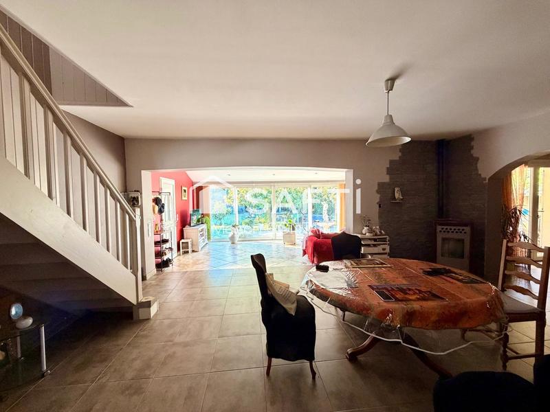 Maison - 143 m² - 4 pièces