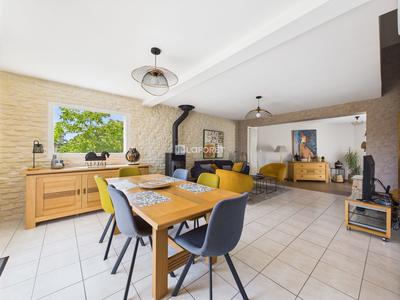 Maison - 112 m² - 6 pièces