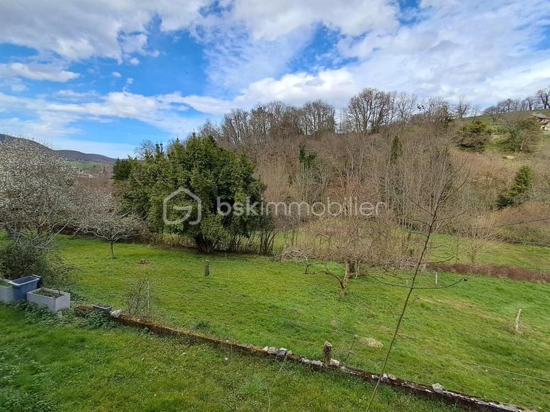 Maison traditionnelle - 140 m² - 6 pièces