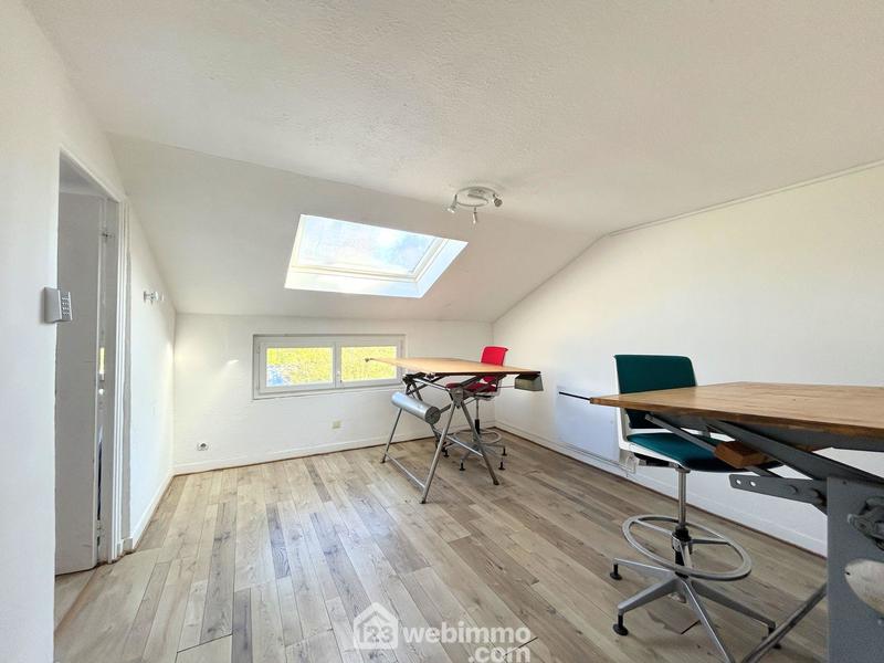 Appartement - 166 m² - 2 pièces