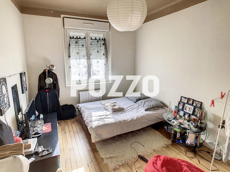 Immeuble - 7 pièces