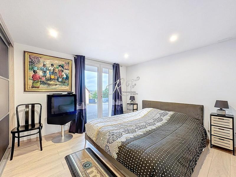 Maison - 133 m² - 6 pièces