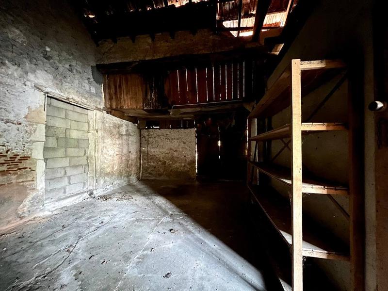 Maison traditionnelle - 270 m² - 10 pièces