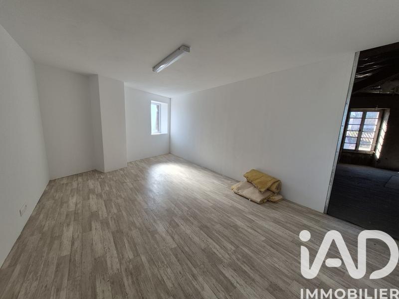 Maison - 400 m² - 5 pièces