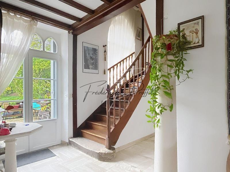 Maison bourgeoise - 325 m² - 7 pièces