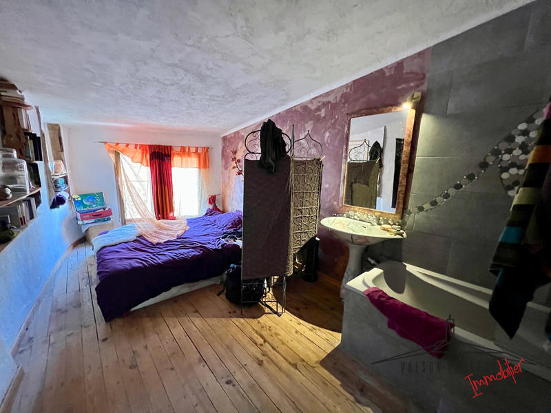 Maison de village - 120 m² - 6 pièces