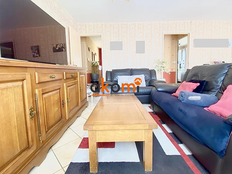 Maison - 95 m² - 5 pièces