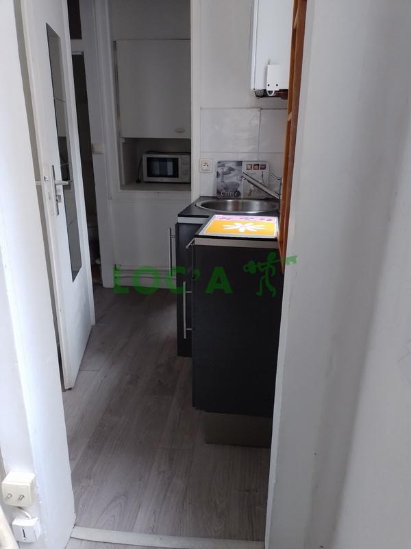 Studio - 12 m² - 1 pièce