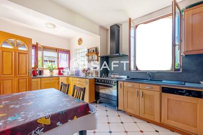 Maison - 155 m² - 6 pièces