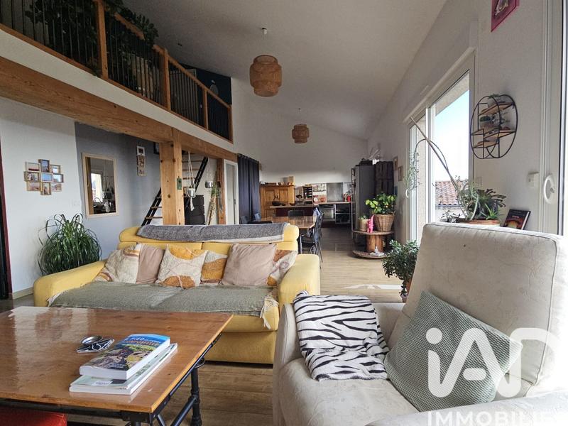 Maison - 278 m² - 4 pièces