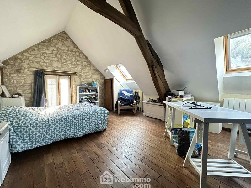 Maison - 255 m² - 8 pièces