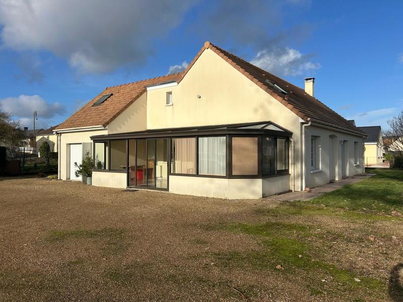 Maison - 135 m² - 5 pièces