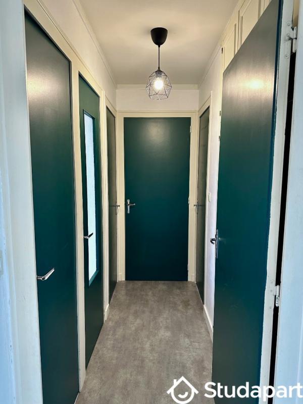 Chambre - 12 m² - 1 pièce