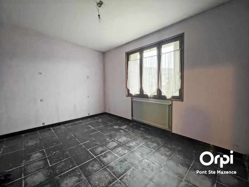 Maison - 171 m² - 6 pièces