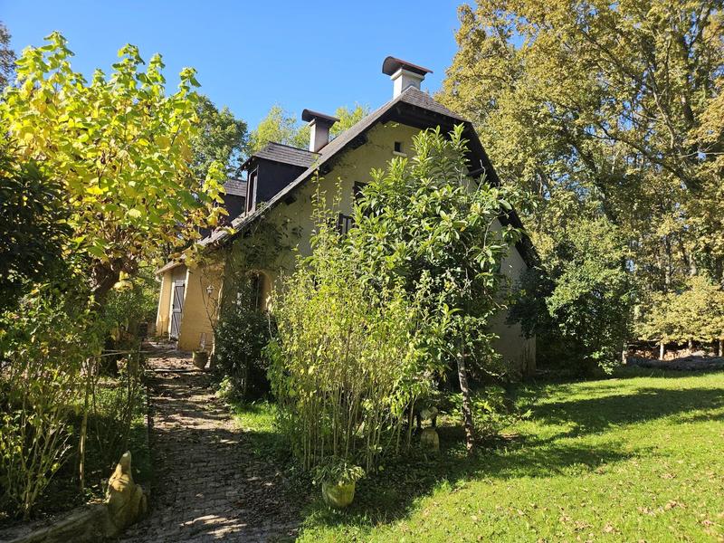 Maison - 138 m² - 7 pièces
