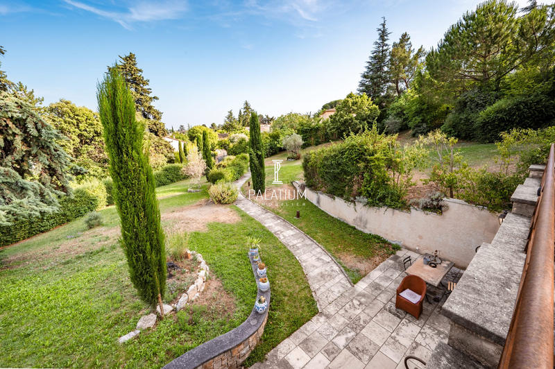 Maison ancienne - 235 m² - 8 pièces