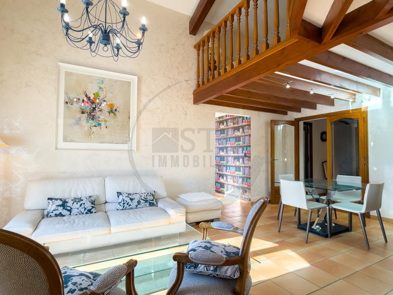 Villa - 166 m² - 5 pièces