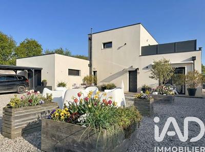 Maison - 168 m² - 5 pièces