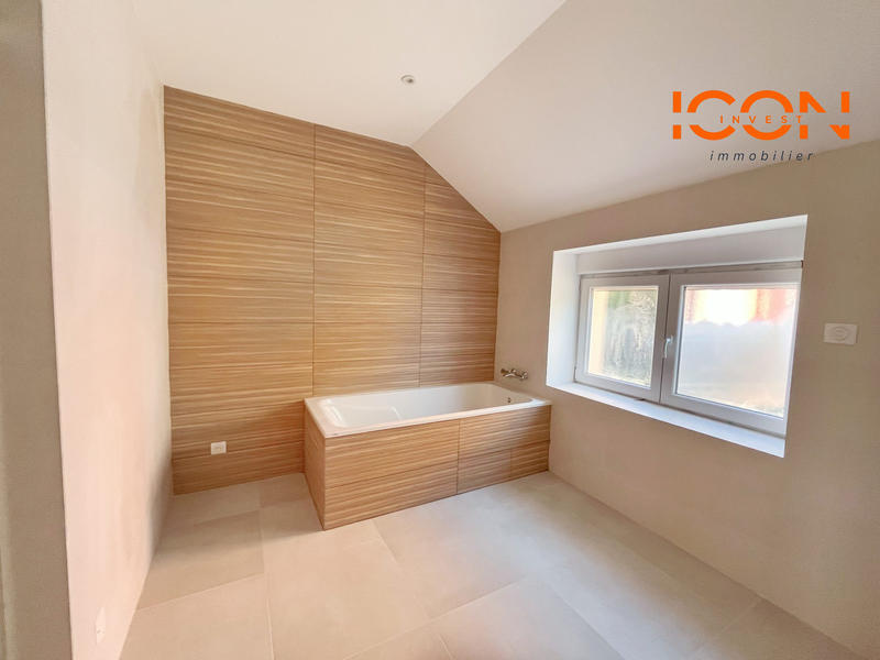 Appartement - 115 m² - 4 pièces