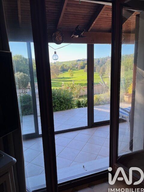 Maison - 203 m² - 7 pièces