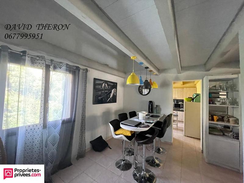 Appartement - 87 m² - 4 pièces