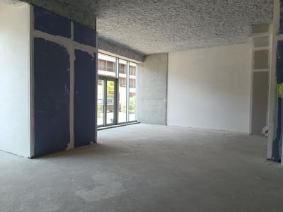 Local commercial - 81 m²