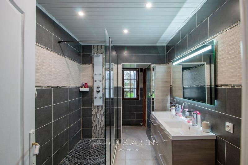 Maison - 130 m² - 6 pièces