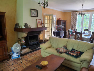 Maison - 90 m² - 5 pièces